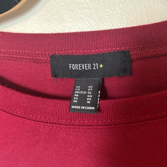 Forever 21+ Red Long Sleeve Cropped Shirt. - Picture 3 of 3